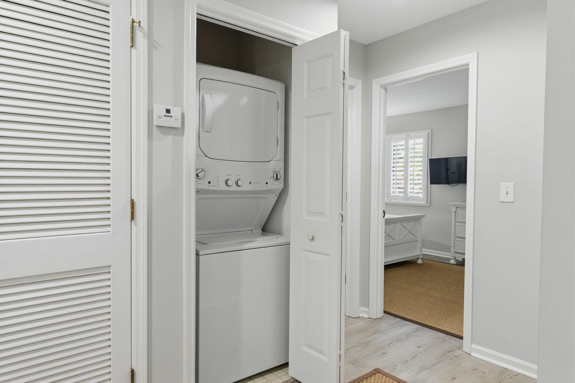 2411 Racquet Club Drive Photo 25
