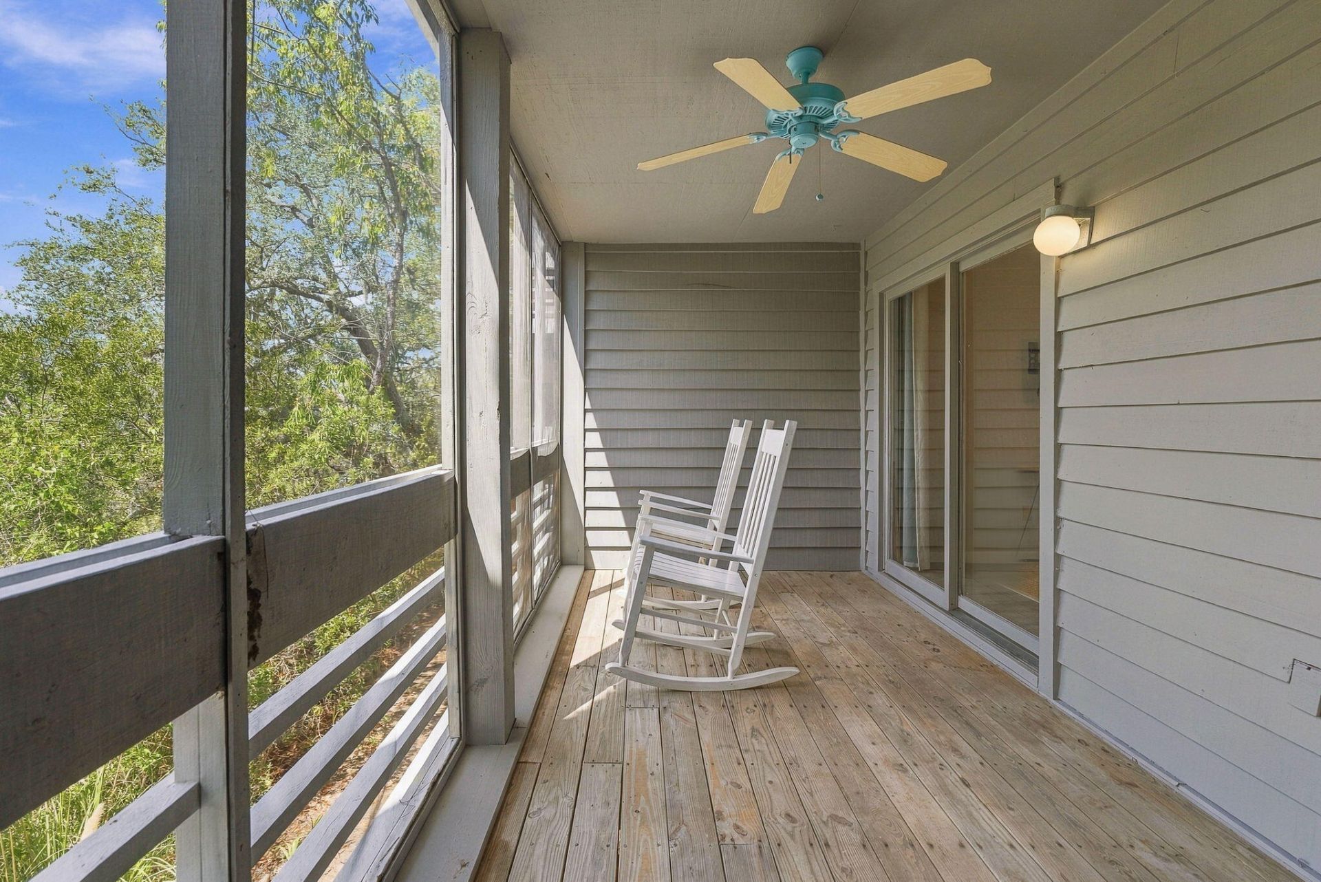 2411 Racquet Club Drive Photo 27