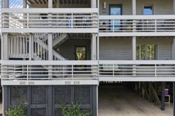 2411 Racquet Club Drive photo 4