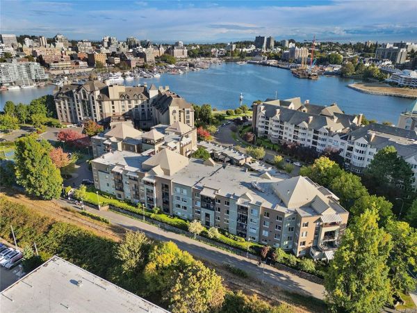 27 Songhees Rd , Unit #108, Victoria, BC V9A 7M6