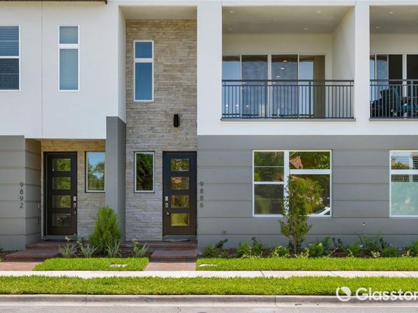 9886 BUCKLOW HILL DRIVE , ORLANDO, FL 32832