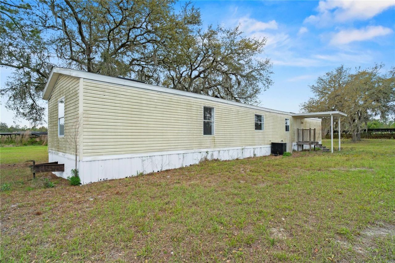 40945 Beach Road, Eustis, FL 32736 Photo