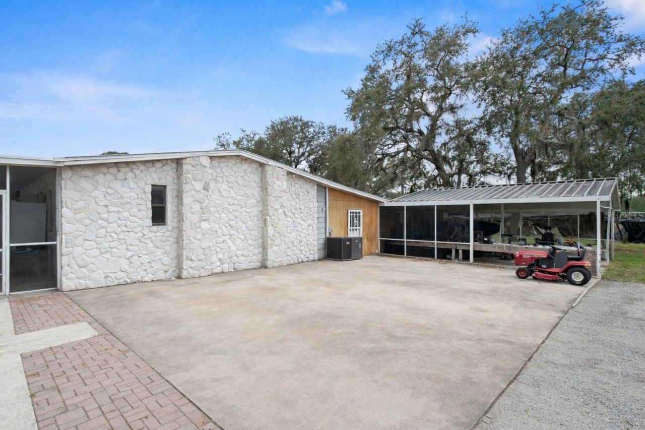 40945 Beach Road, Eustis, FL 32736 Photo