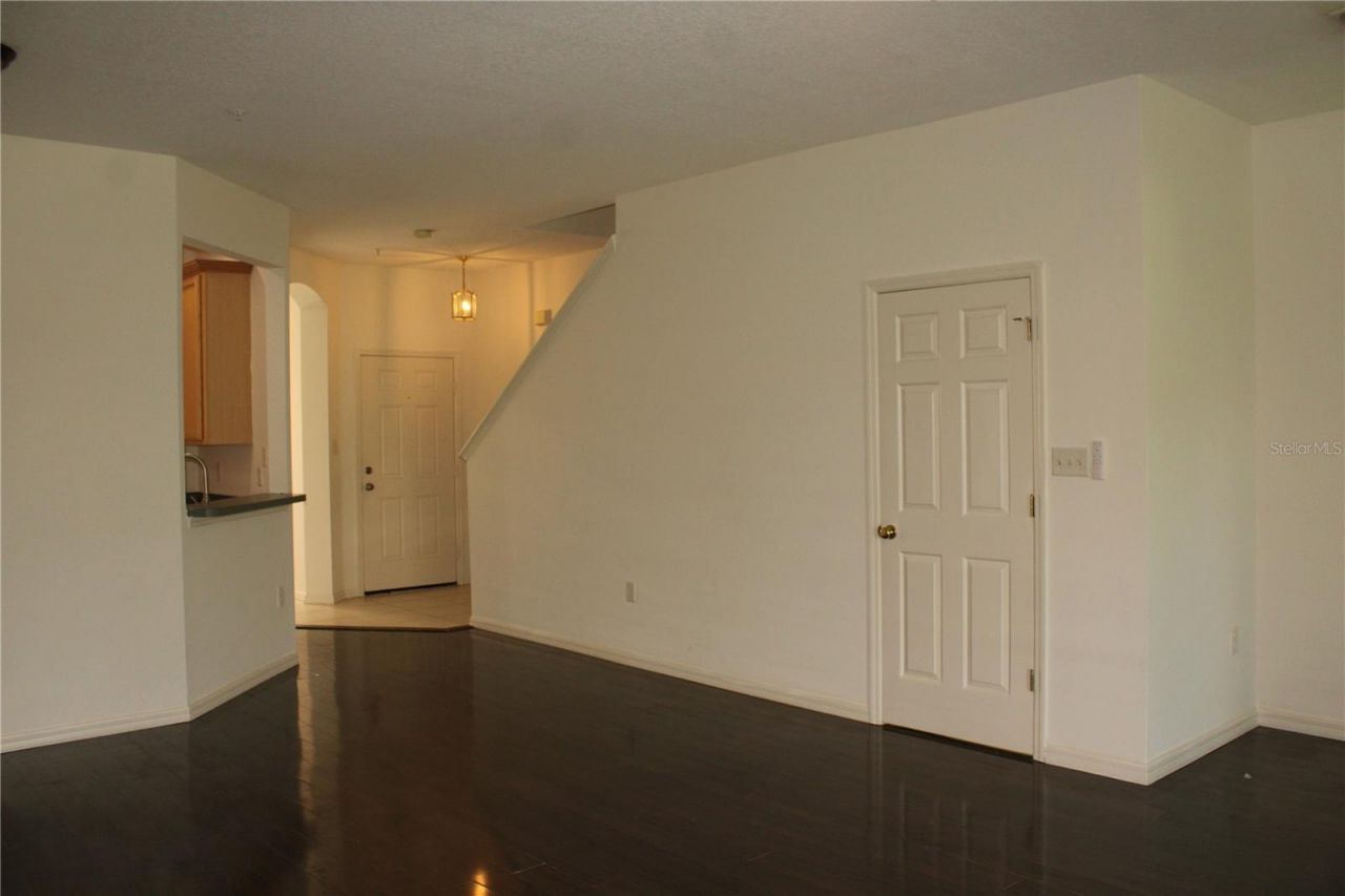 3429 Parkridge Circle, Unit 19-103, Sarasota, FL 34243 Photo