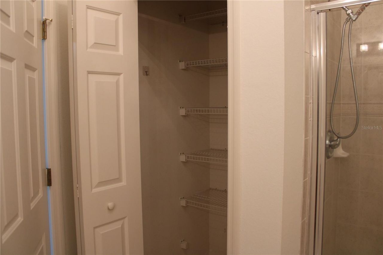 3429 Parkridge Circle, Unit 19-103, Sarasota, FL 34243 Photo
