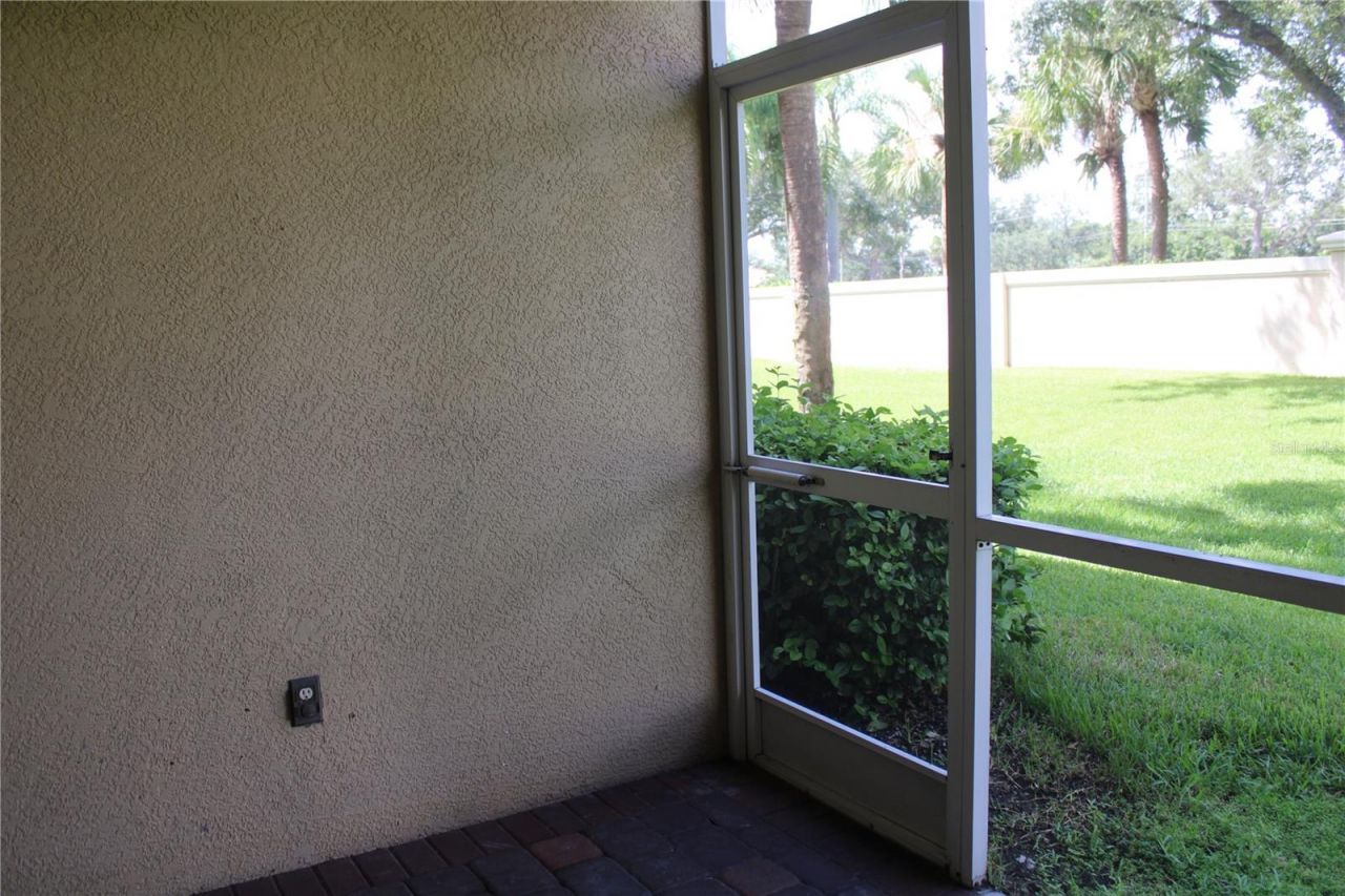 3429 Parkridge Circle, Unit 19-103, Sarasota, FL 34243 Photo