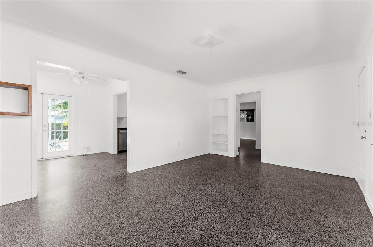 2488 Davis Boulevard, Sarasota, FL 34237 Photo