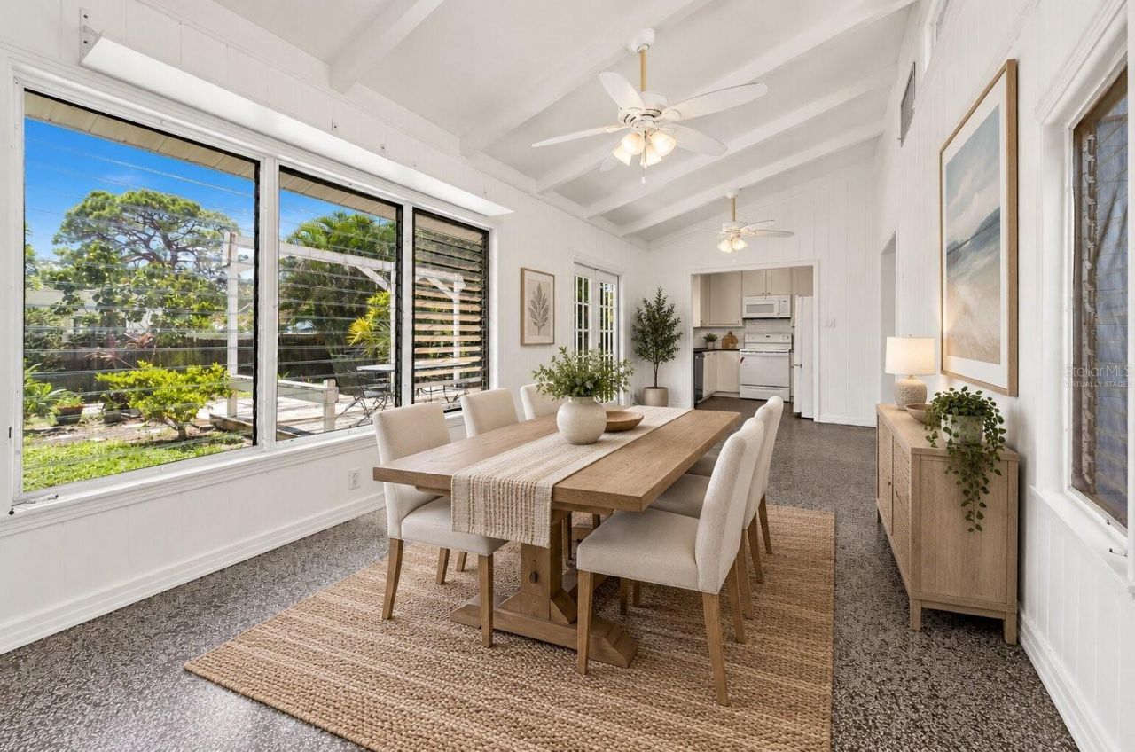 2488 Davis Boulevard, Sarasota, FL 34237 Photo