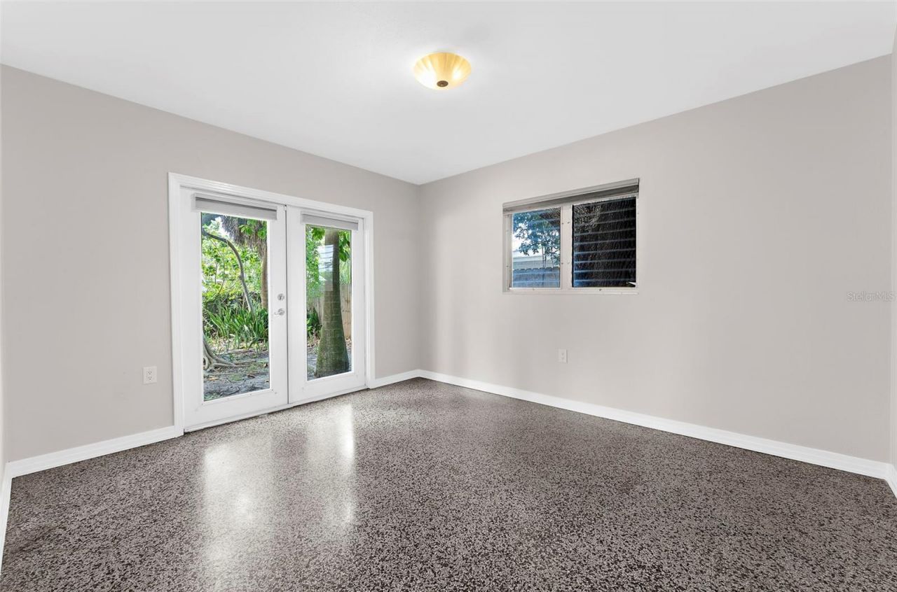 2488 Davis Boulevard, Sarasota, FL 34237 Photo