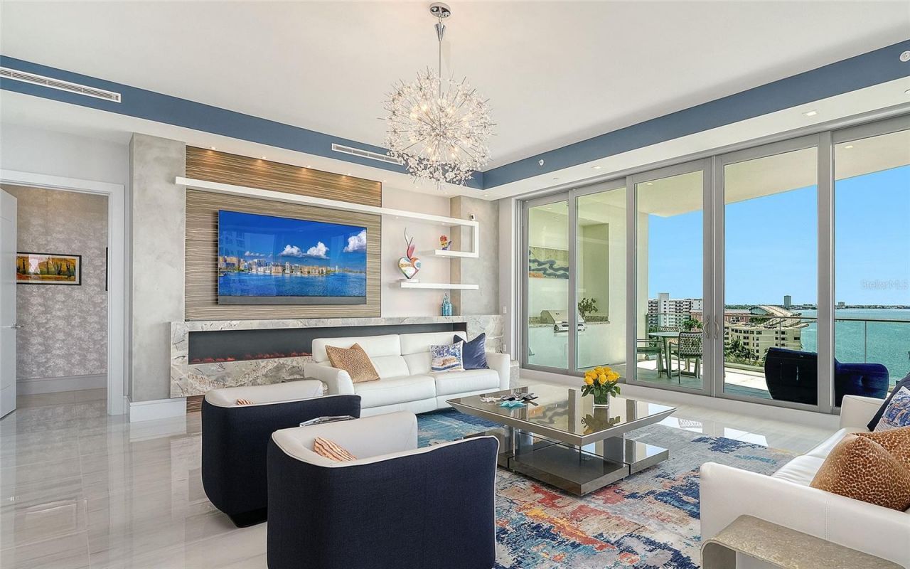 401 Quay Commons, Unit 805, Sarasota, FL 34236 Photo