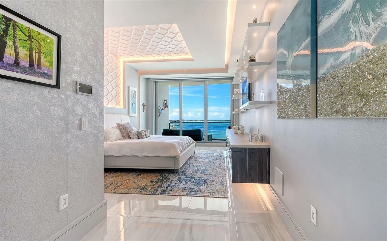 401 Quay Commons, Unit 805, Sarasota, FL 34236 Photo