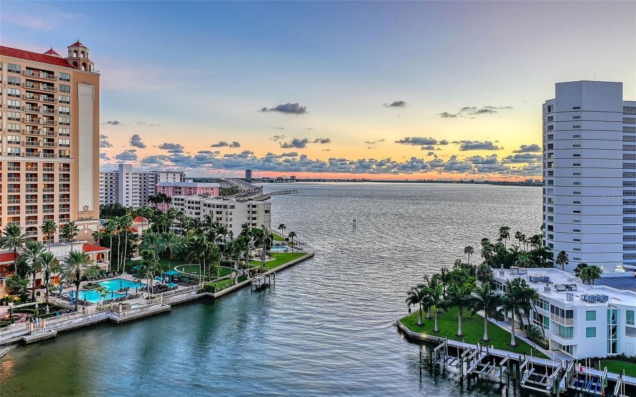401 Quay Commons, Unit 805, Sarasota, FL 34236 Photo