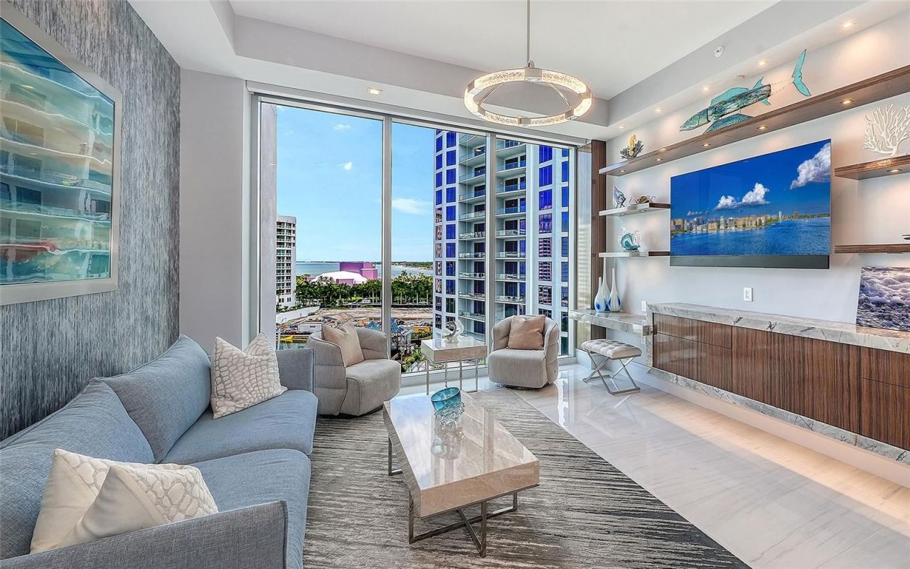 401 Quay Commons, Unit 805, Sarasota, FL 34236 Photo