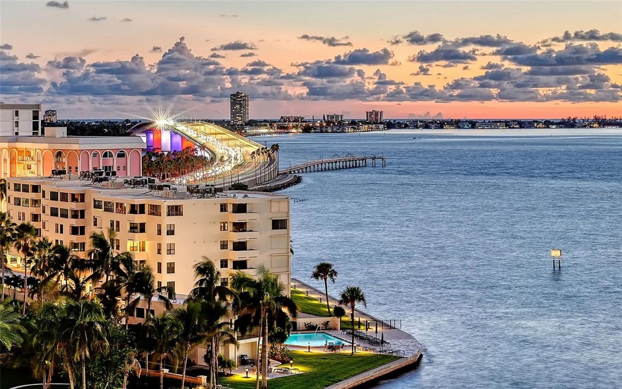 401 Quay Commons, Unit 805, Sarasota, FL 34236 Photo