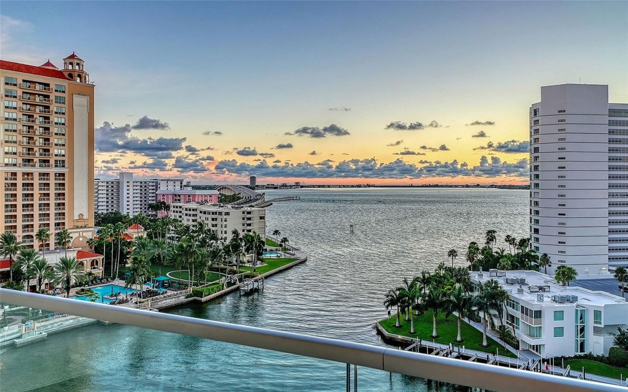 401 Quay Commons, Unit 805, Sarasota, FL 34236 Photo