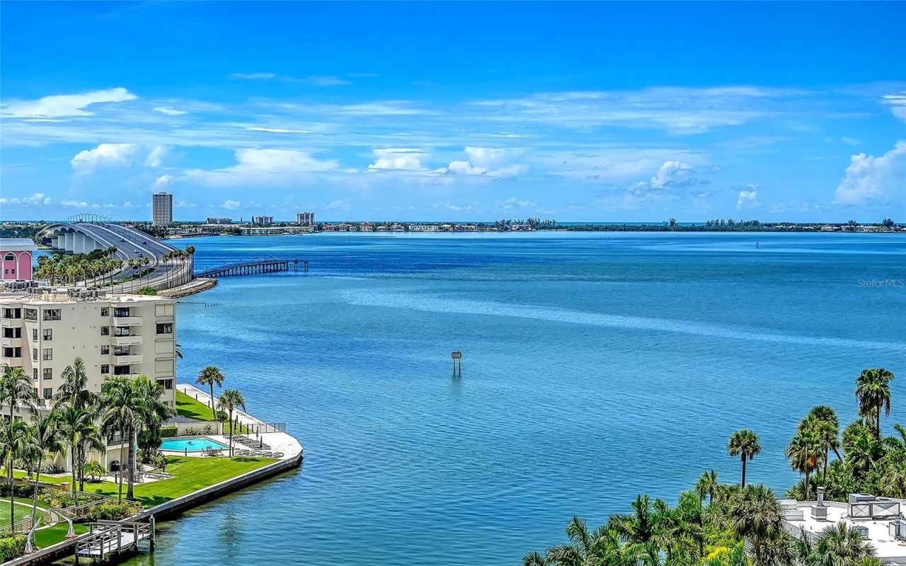 401 Quay Commons, Unit 805, Sarasota, FL 34236 Photo