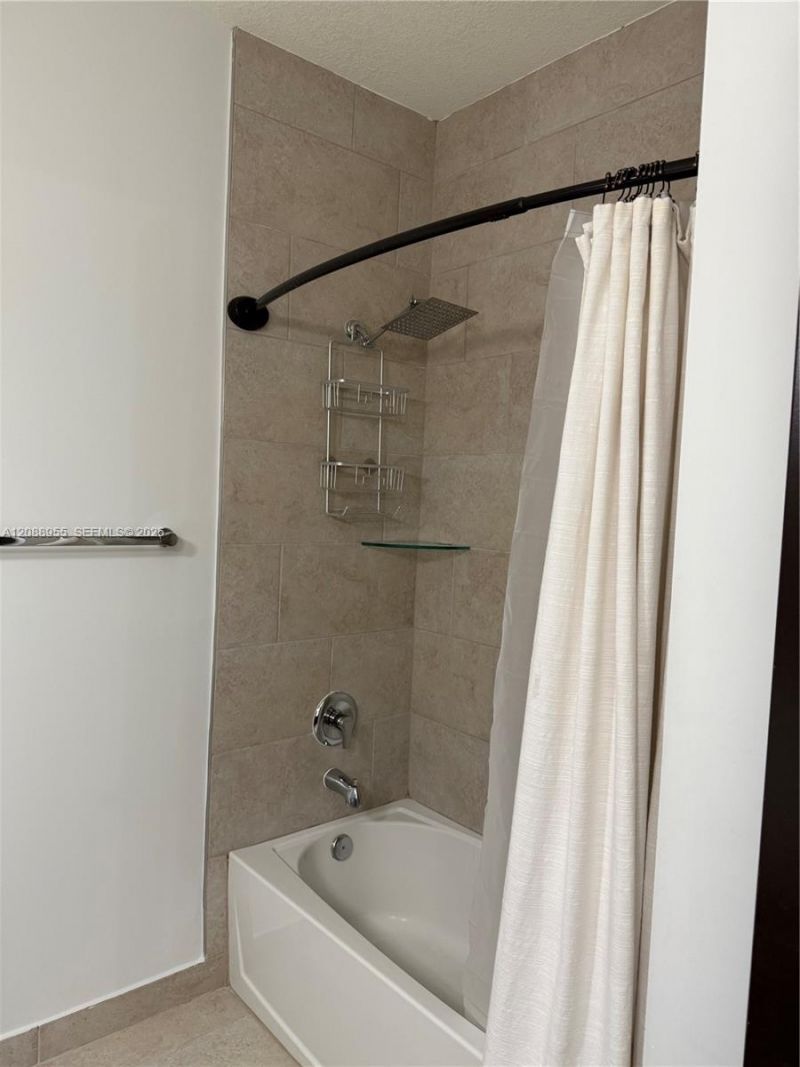 16004 NW 91st Ct, Miami Lakes, FL 33018 Photo