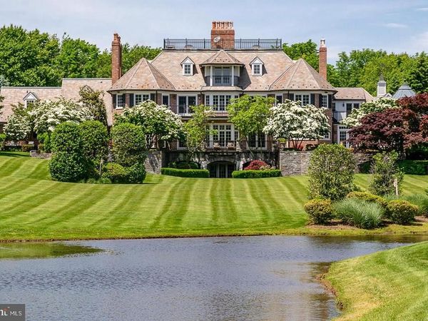 82 AUNT MOLLY ROAD, HOPEWELL, NJ 08525
