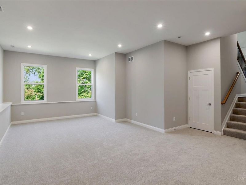 2460 Bent Grass Drive, Beavercreek, OH 45431 Photo 11
