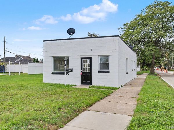 677 Goddard Street, Wyandotte, Mi 48192