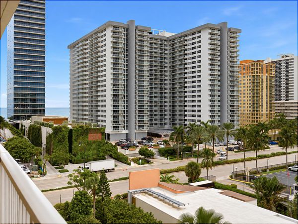1985 S OCEAN Drive, Unit 6G, Hallandale Beach, FL 33009