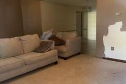 8337 Longridge Road photo 4