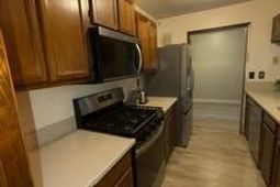 8337 Longridge Road photo 4