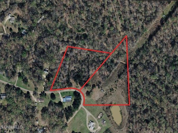 311 Silver Creek Drive, Vicksburg, MS 39180