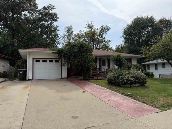 1139 Downey Drive, Iowa City, IA 52240