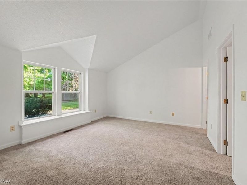 4982 Penny Lane, North Olmsted, OH 44070 Photo 4