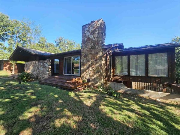 910 W Lakeridge Avenue, Stillwater, OK 00000