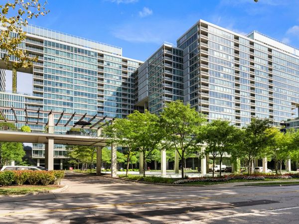 9715 Woods Drive , Unit 510, Skokie, IL 60077