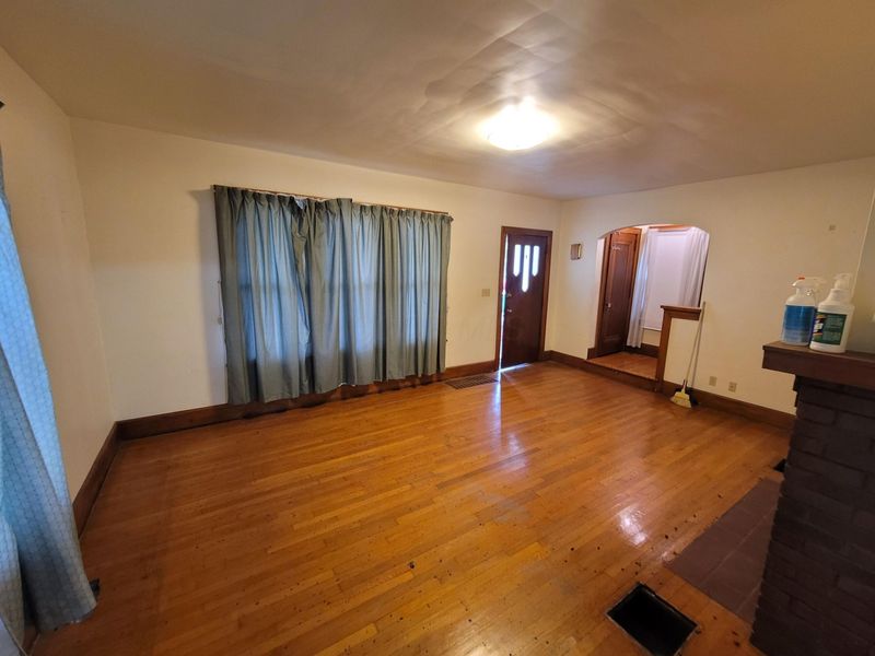 24 N Hazelwood Avenue, Newark, OH 43055 Photo 6