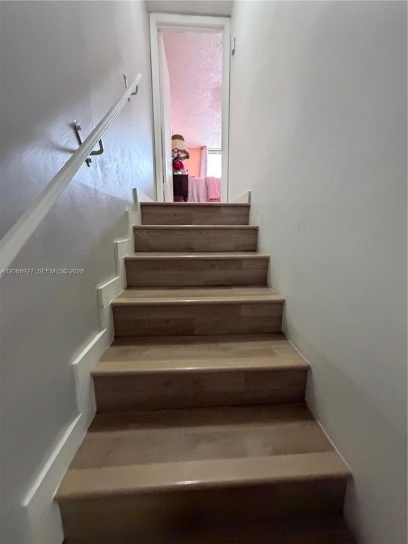 400 NW 107th Ave, Unit 4D, Miami, FL 33172 Photo
