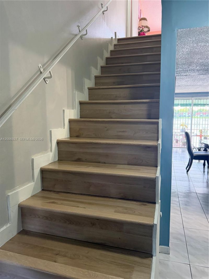 400 NW 107th Ave, Unit 4D, Miami, FL 33172 Photo