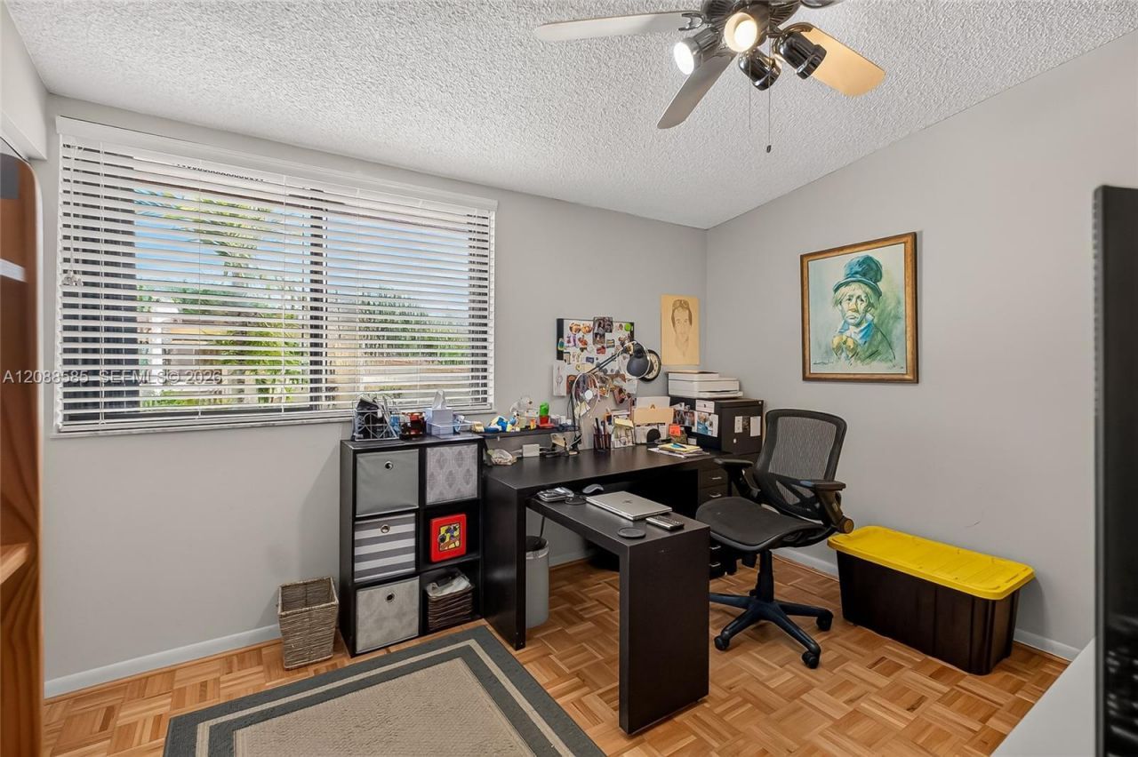 10656 SW 76th Ter, Miami, FL 33173 Photo