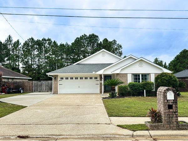 2365 Ortega Street, Navarre, FL 32566