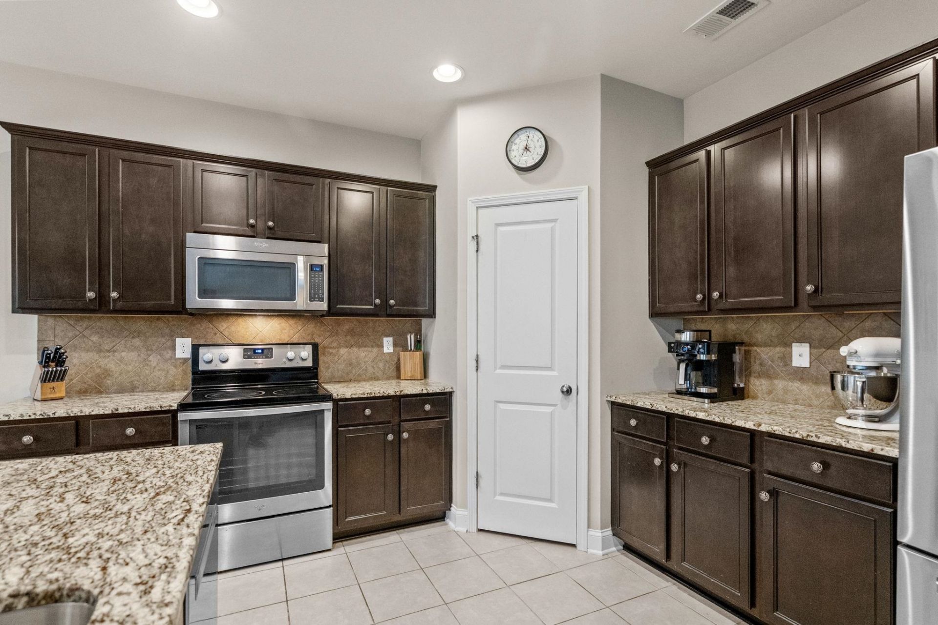 1020 Balmore Dr. Photo 21