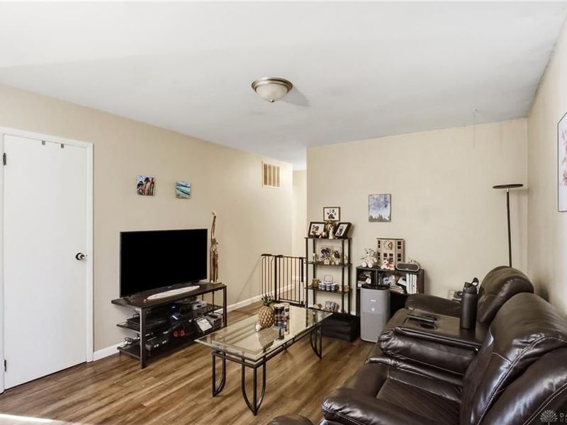 2921 Telhurst Court, Moraine, OH 45439 Photo 6