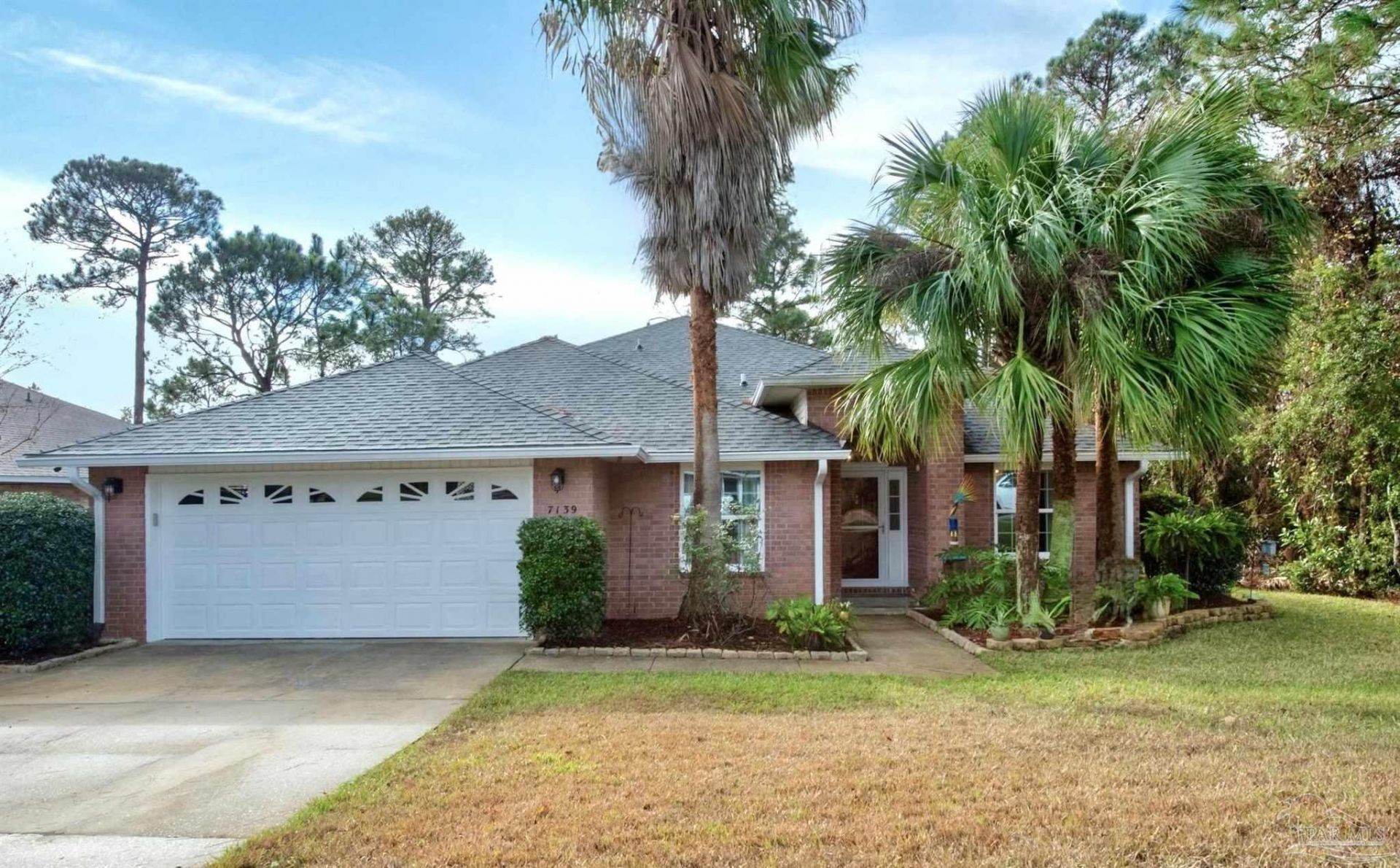7139 Blue Jack Dr, Navarre, FL 32566 Main Photo