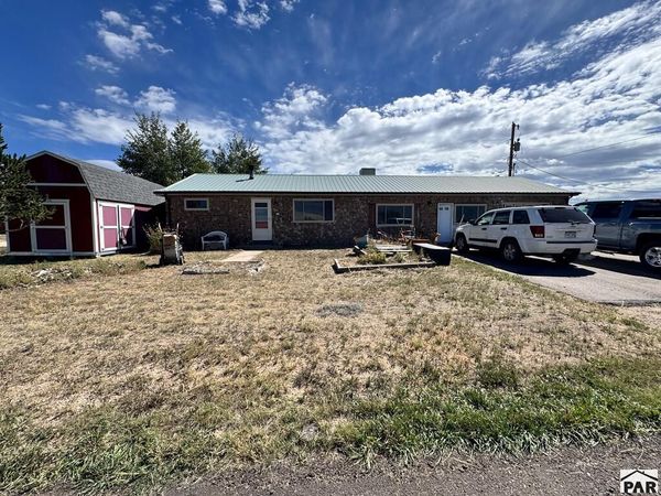402 South St, Silver Cliff, CO 81252