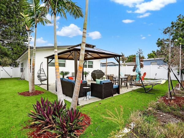108 SE 11TH Avenue, Pompano Beach, FL 33060