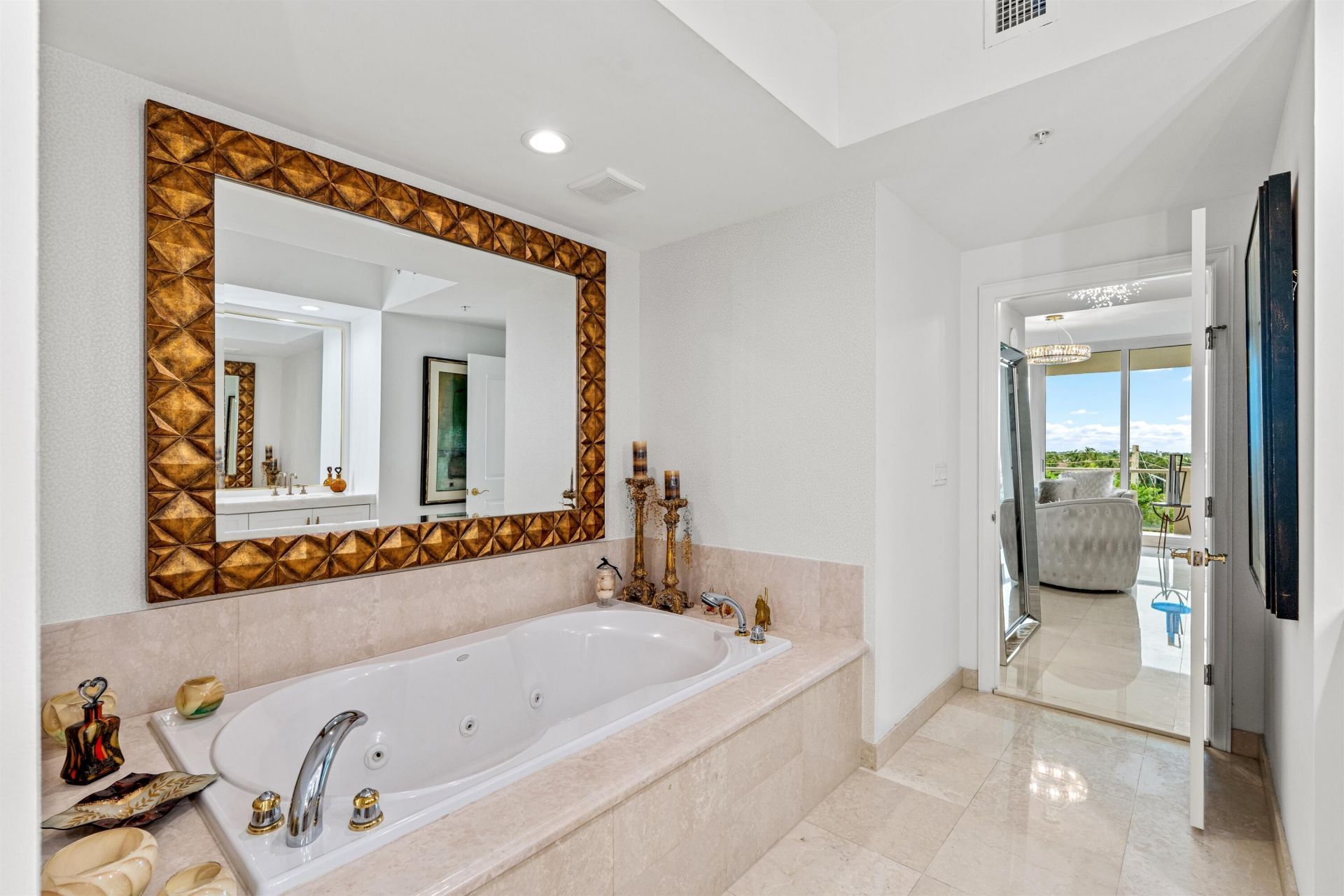 1063 Hillsboro Mile, Unit 403, Hillsboro Beach, FL 33062 Photo