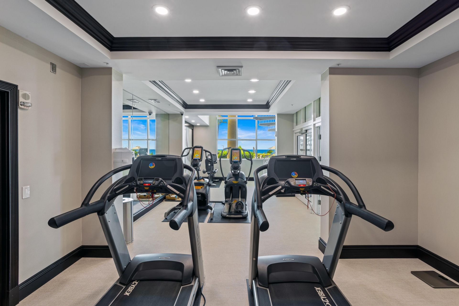 1063 Hillsboro Mile, Unit 403, Hillsboro Beach, FL 33062 Photo