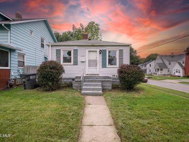 4243 Fairview Drive, Toledo, OH 43612