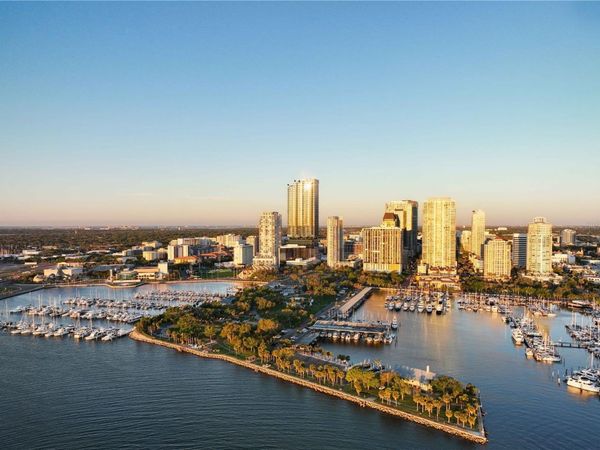 150 2ND AVENUE S, Unit 2201, ST PETERSBURG, FL 33701