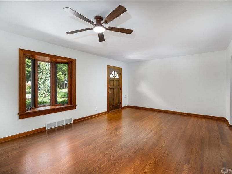 406 Spirea Drive, Oakwood, OH 45419 Photo 5