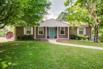 407 Hilltop Dr, Columbia, TN 38401 Main Photo