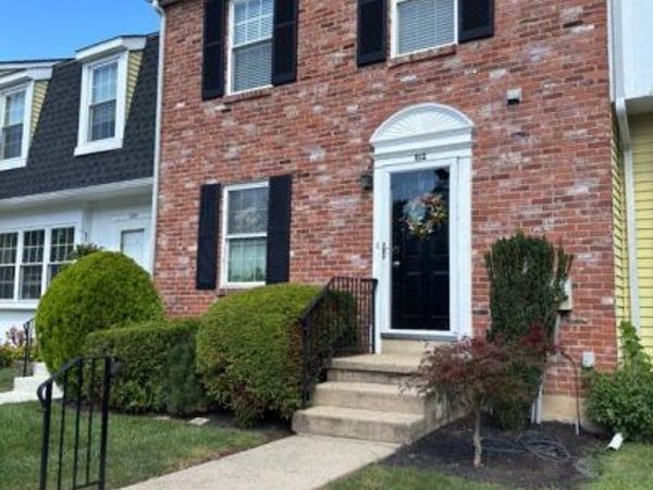 802 SEMINOLE GDNS, AMBLER, PA 19002