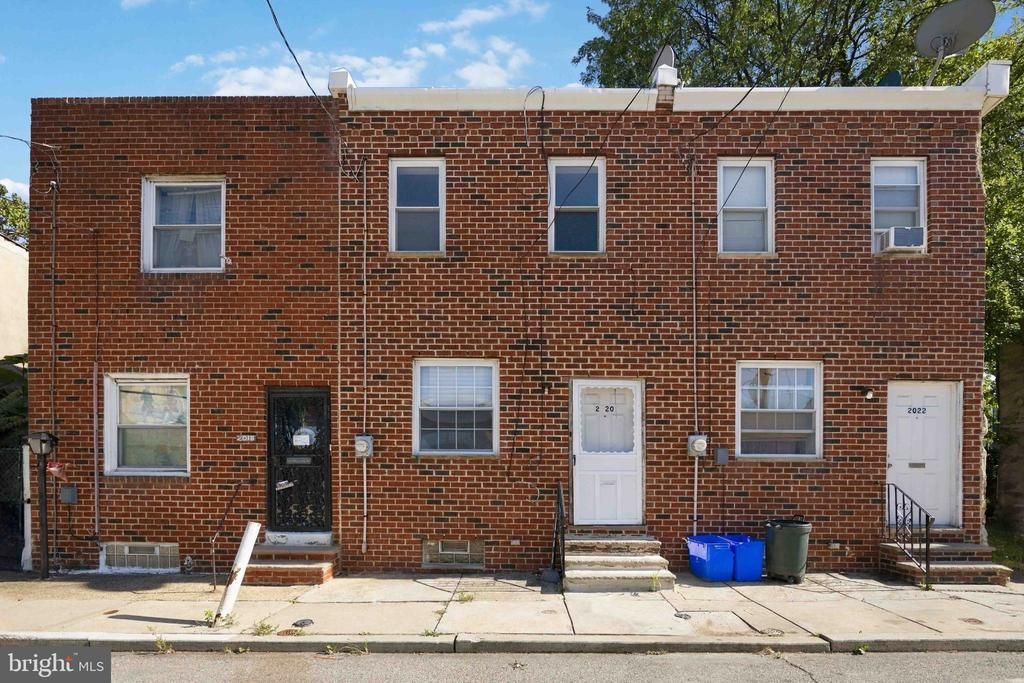 2020 Newcomb Street, Philadelphia, PA 19140 Main Photo